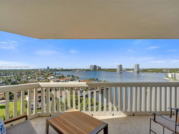 1000 E Island Blvd 1403, Aventura FL 33160