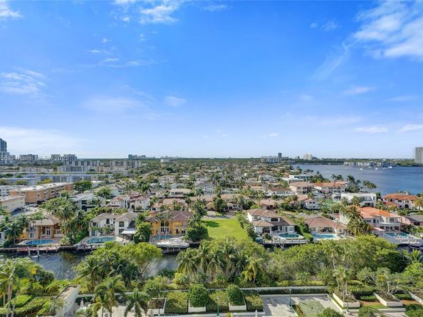 1000 E Island Blvd 1403, Aventura FL 33160