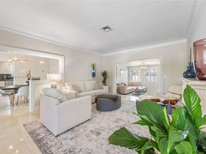 5371 N Bay Rd, Miami Beach FL 33140