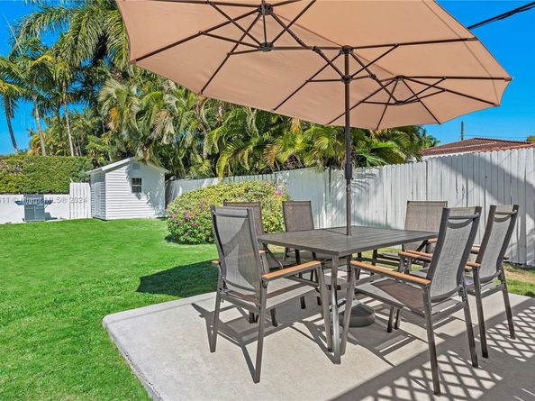 5371 N Bay Rd, Miami Beach FL 33140