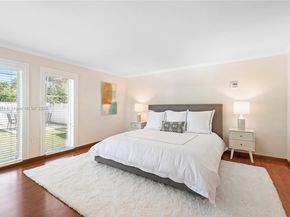 5371 N Bay Rd, Miami Beach FL 33140