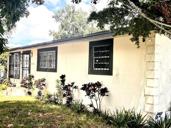 1801 NW 81 Terr, Miami FL 33147