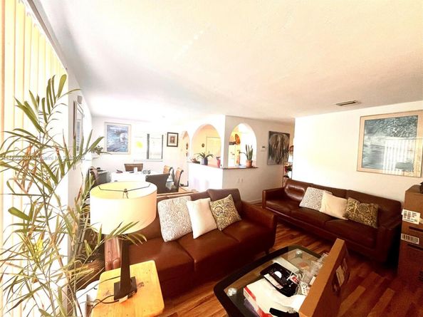1801 NW 81 Terr, Miami FL 33147
