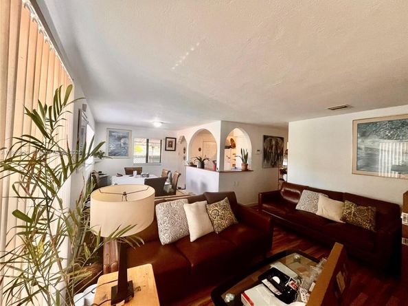 1801 NW 81 Terr, Miami FL 33147