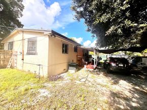 1801 NW 81 Terr, Miami FL 33147