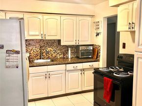 1801 NW 81 Terr, Miami FL 33147