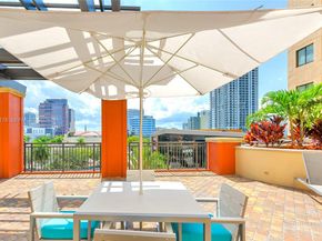 110 N Federal Hwy 905, Fort Lauderdale FL 33301