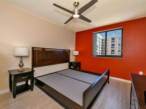 110 N Federal Hwy 905, Fort Lauderdale FL 33301