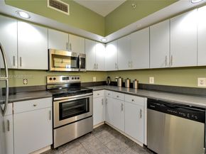 110 N Federal Hwy 905, Fort Lauderdale FL 33301