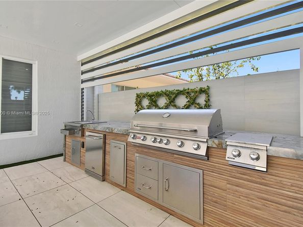 6210 NW 42nd Way, Boca Raton FL 33496