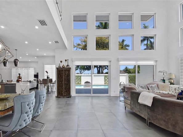 6210 NW 42nd Way, Boca Raton FL 33496