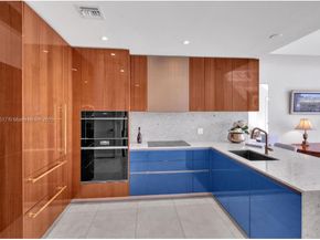 2678 Tigertail 1009, Miami FL 33133
