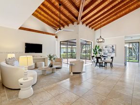 8001 Royal Palm Cir 57, Tamarac FL 33321