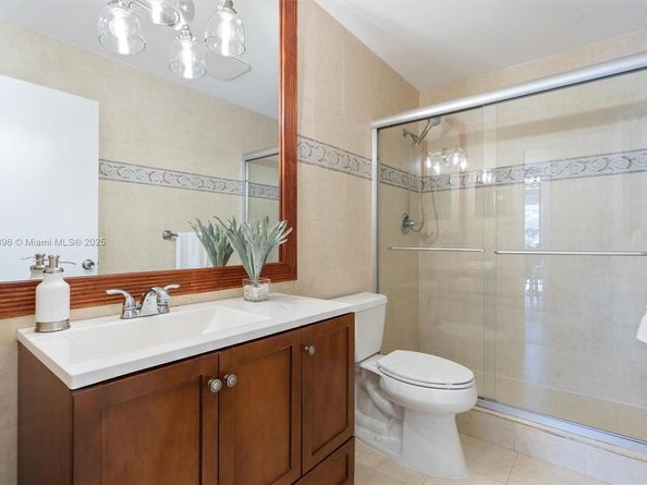 8001 Royal Palm Cir 57, Tamarac FL 33321