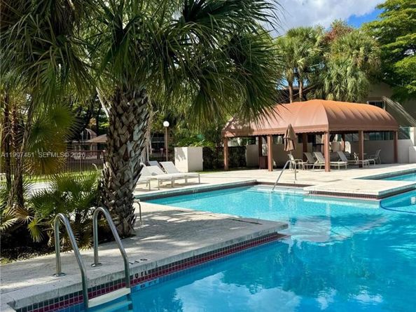 9435 SW 140th Ct 9435, Miami FL 33186