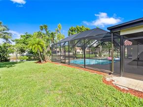 1005 NW 99th Ave, Plantation FL 33322