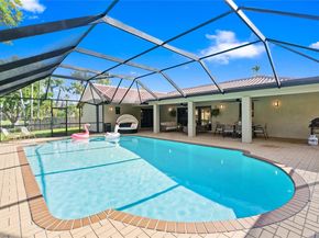 1005 NW 99th Ave, Plantation FL 33322