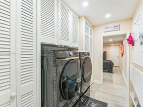 5706 S Travelers Palm Ln, Tamarac FL 33319