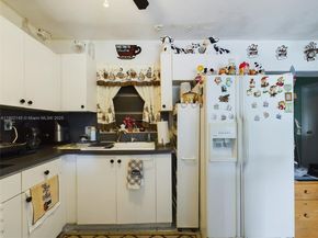 3861 NW 177th St, Miami Gardens FL 33055