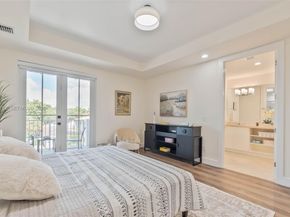 343 Madeira Ave 343, Coral Gables FL 33134