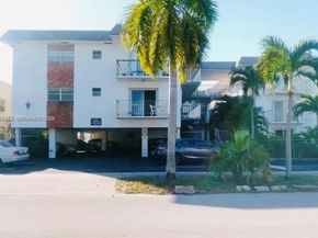 1840 Dewey St 103, Hollywood FL 33020