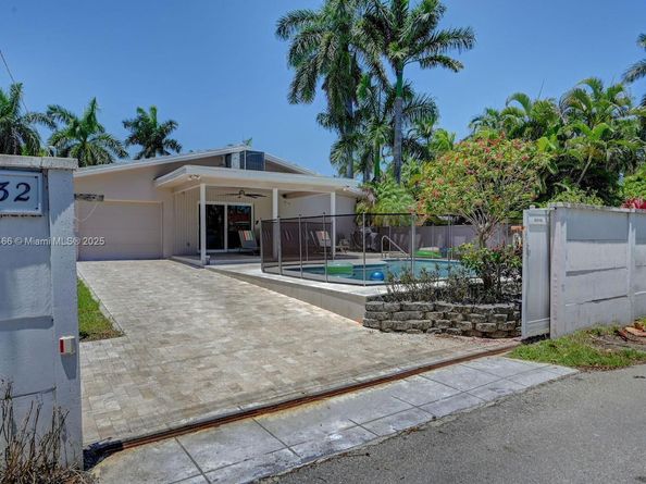 932 Polk St, Hollywood FL 33019