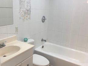 8520 SW 133rd Ave Rd 302, Miami FL 33183
