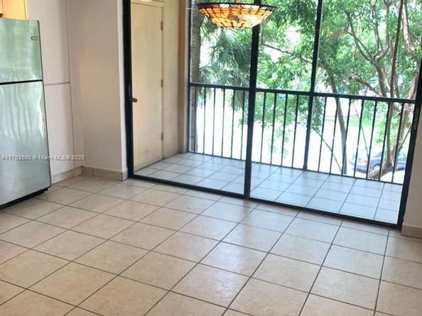 8520 SW 133rd Ave Rd 302, Miami FL 33183