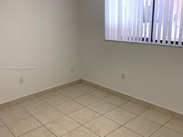 8520 SW 133rd Ave Rd 302, Miami FL 33183