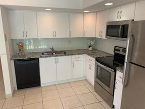 8520 SW 133rd Ave Rd 302, Miami FL 33183
