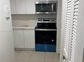 8850 Fontainebleau Blvd 101, Miami FL 33172