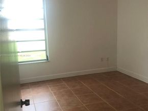 8850 Fontainebleau Blvd 101, Miami FL 33172