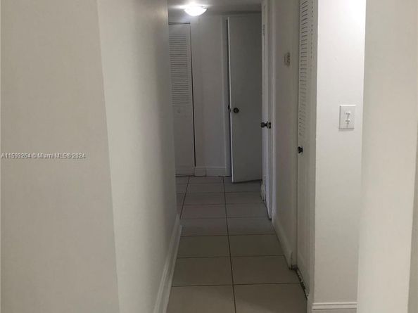 8850 Fontainebleau Blvd 101, Miami FL 33172