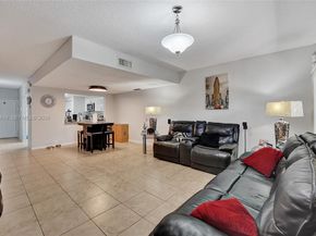 3592 NW 83rd Ln, Sunrise FL 33351