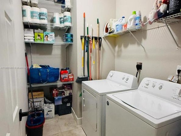 15305 SW 173rd St, Miami FL 33187