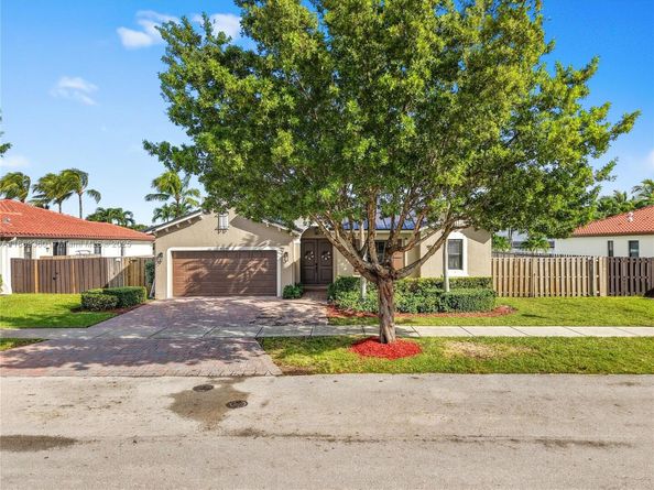 15305 SW 173rd St, Miami FL 33187