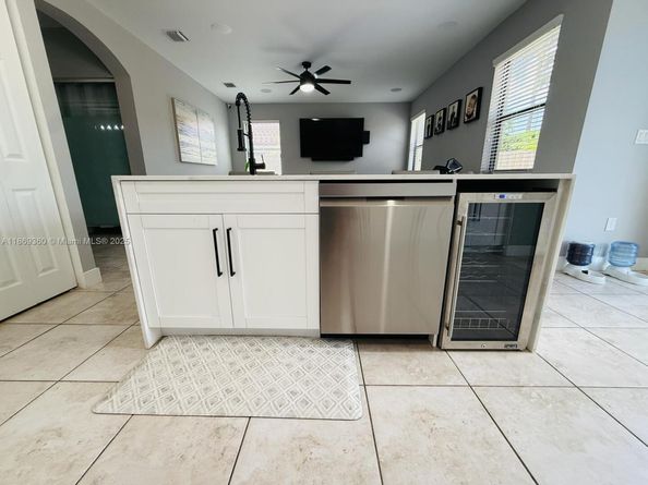 15305 SW 173rd St, Miami FL 33187