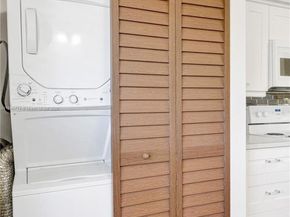 4570 NW 18th Ave 202, Deerfield Beach FL 33064