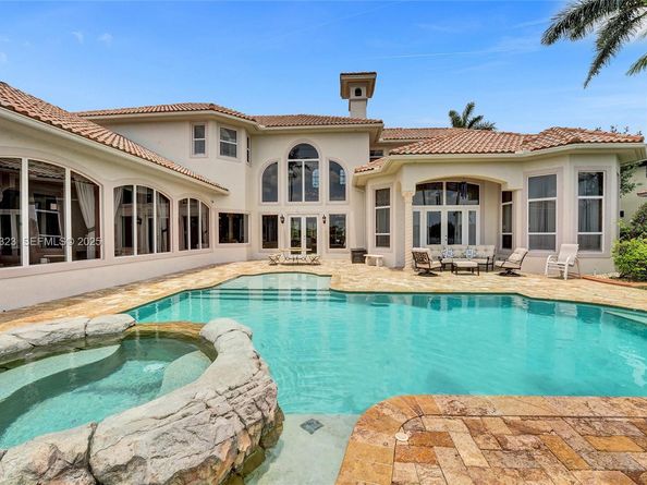 3308 Islewood Ave, Weston FL 33332