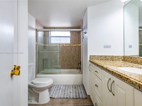 1750 NE 191st St 7082, Miami FL 33179