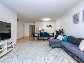 1750 NE 191st St 7082, Miami FL 33179