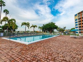 1750 NE 191st St 7082, Miami FL 33179