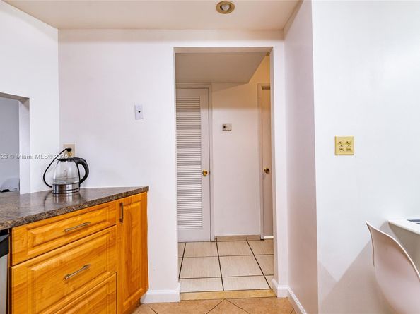 1750 NE 191st St 7082, Miami FL 33179