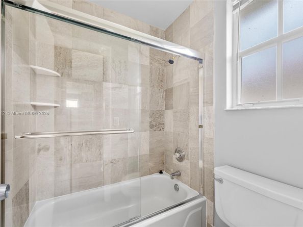 3226 W Buena Vista Dr, Margate FL 33063