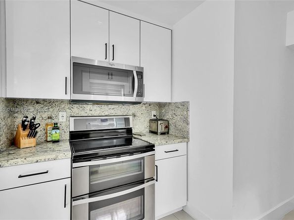 830 Raymond St, Miami Beach FL 33141