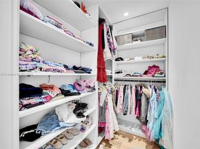 830 Raymond St, Miami Beach FL 33141