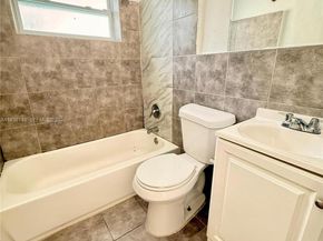 1530 N 56th Ave, Hollywood FL 33021