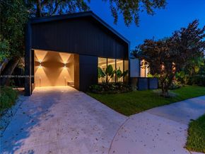 2777 Calusa St, Miami FL 33133
