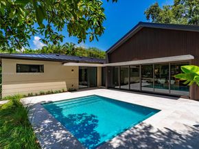 2777 Calusa St, Miami FL 33133