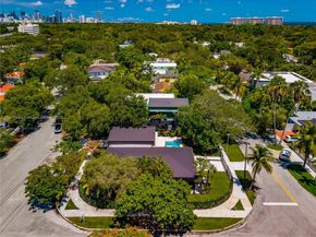 2777 Calusa St, Miami FL 33133